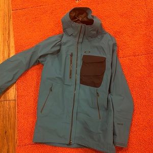 Oakley Solitude GORE-TEX size L - LIKE NEW